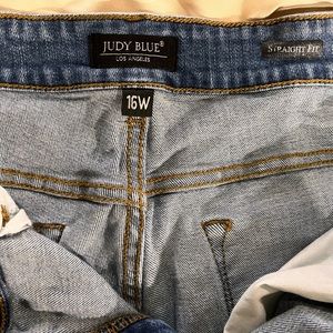 Judy Blue distressed capris!  Size 16W straight fit